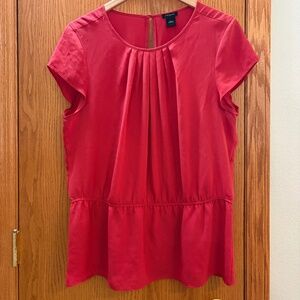 Ann Taylor Peplum short sleeve blouse sz L
